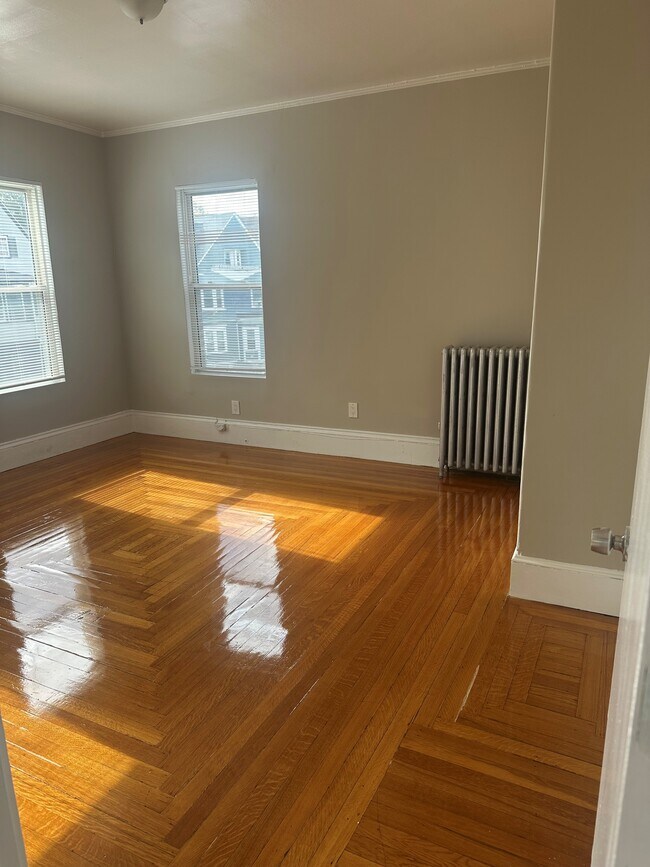 Photo - 33 Algonquin St Unit 2