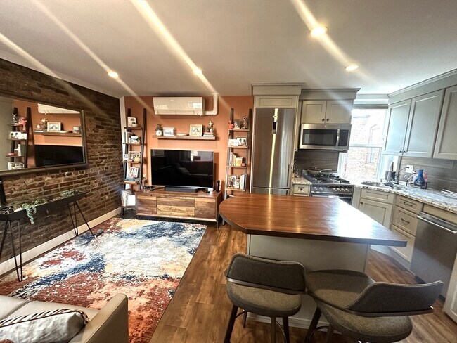 Photo - 10 Henchman St Unidad 5R