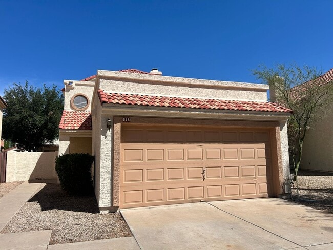 Charming 3 bed / 2.5 bath Gilbert Home wit... - Charming 3 bed / 2.5 bath Gilbert Home wit...