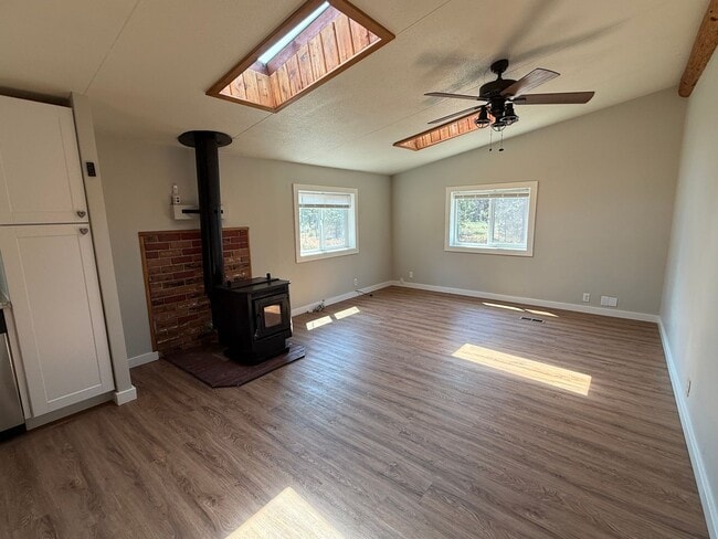 Photo - Newly Remodeled 3 Bedroom Home