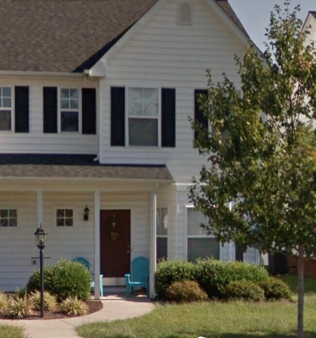 Photo - Sycomore Square Town House 3bed/2.5baths