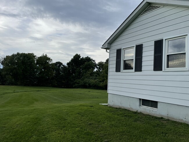 Photo - 60 Bloomingrove Dr