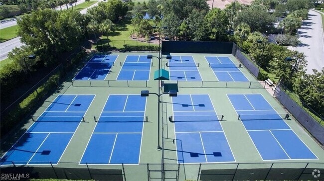 Building Photo - 10111 Colonial Country Club Blvd Unit 2304 Rental