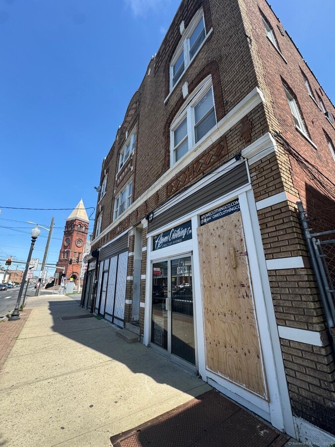 Photo - 2068 Main St Apartment Unit b4