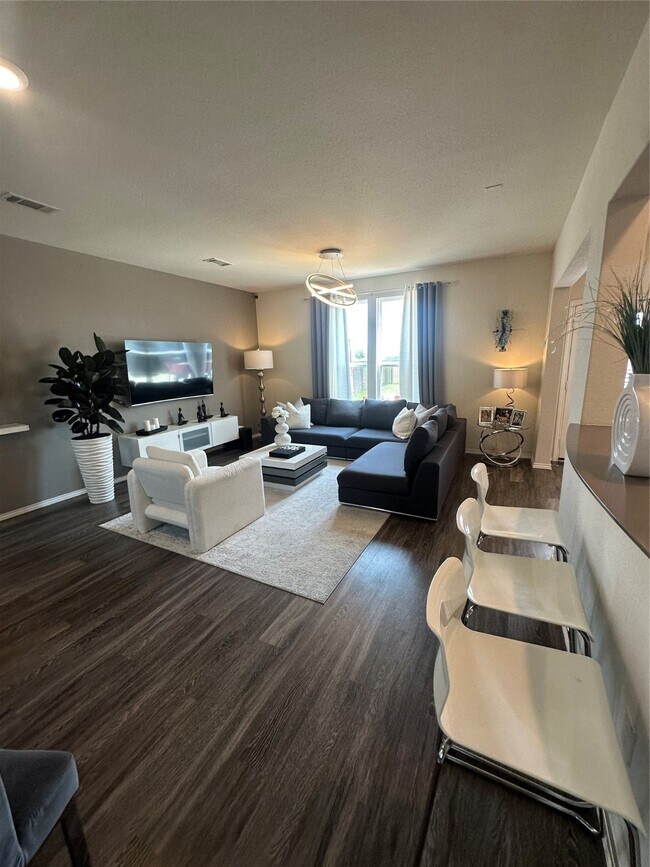 Photo - 5730 Pampus Prairie Rd