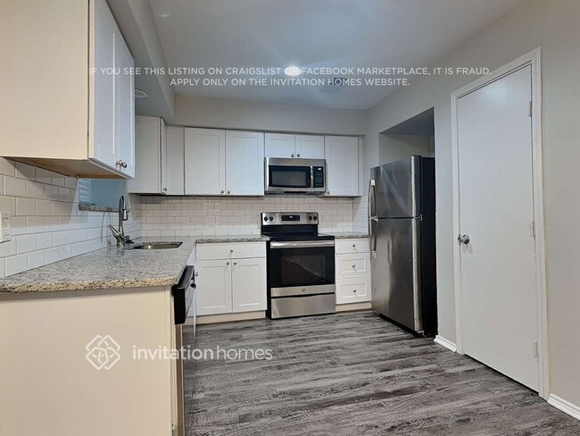 Photo - 717 Lynne Ln