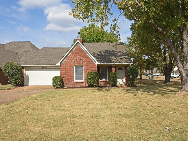 Building Photo - 3 Bedroom, 2 Bathroom Near S Walnut bend and Wolf River Blvd