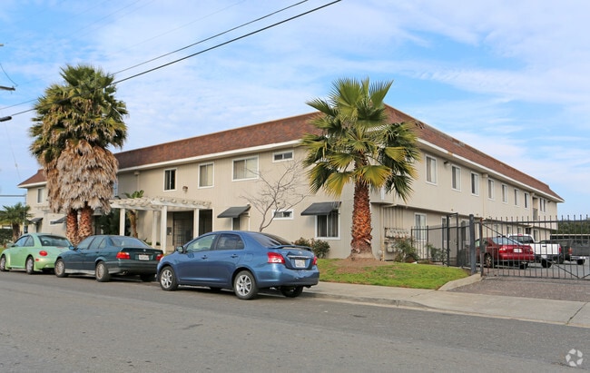 Photo - Tehama Palms Apartment