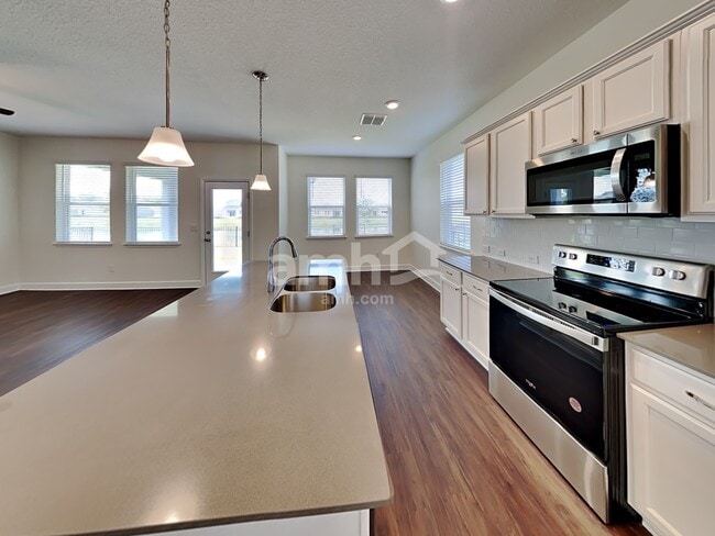 Photo - 33860 Night Lily Dr