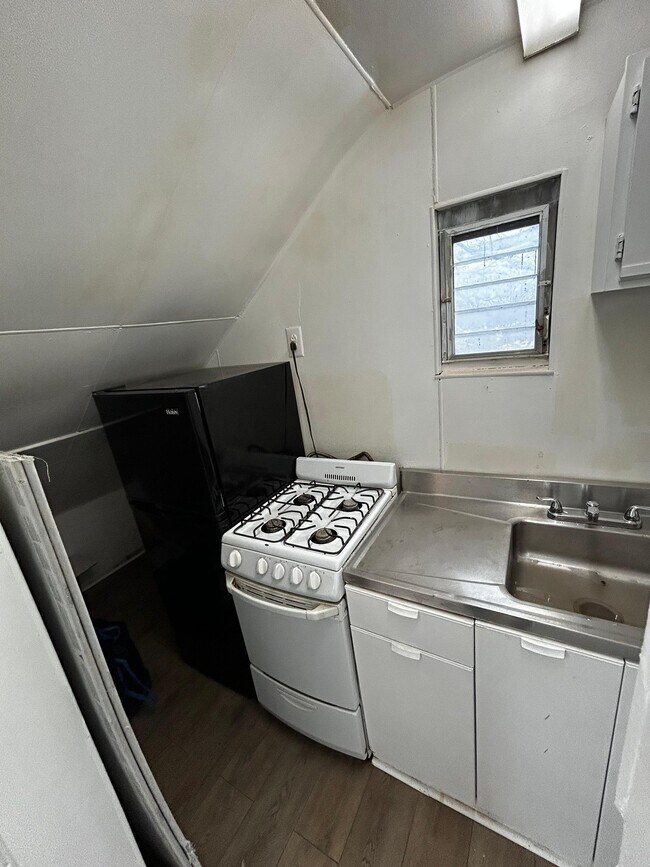 Photo - 4100 Ritchie Hwy Unit C