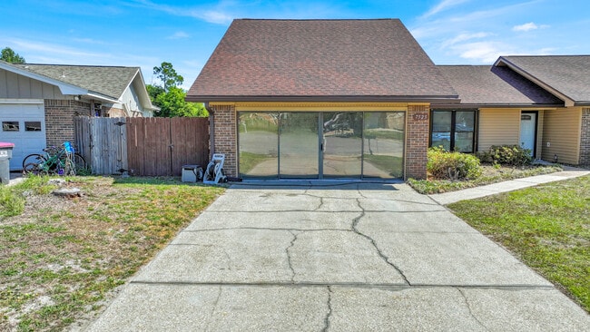 Photo - 7525 Melody Ln