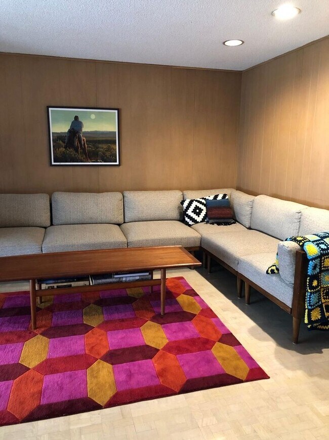 Photo - 355 S Newport Way