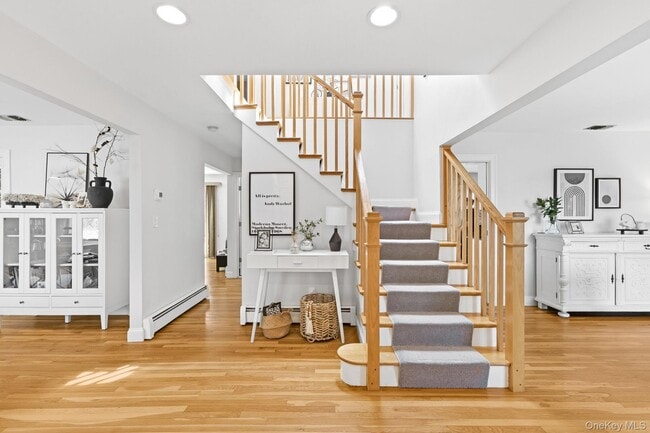 Photo - 26 Devonshire Dr