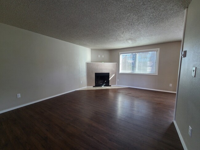 Photo - 22630 NE Schuyler St