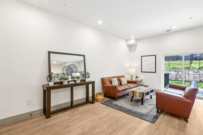 Photo - 2450 Wickersham Ln Unit 2023