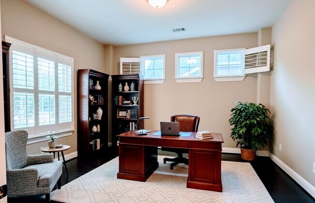 Photo - 5900 Lipan Apache Bnd