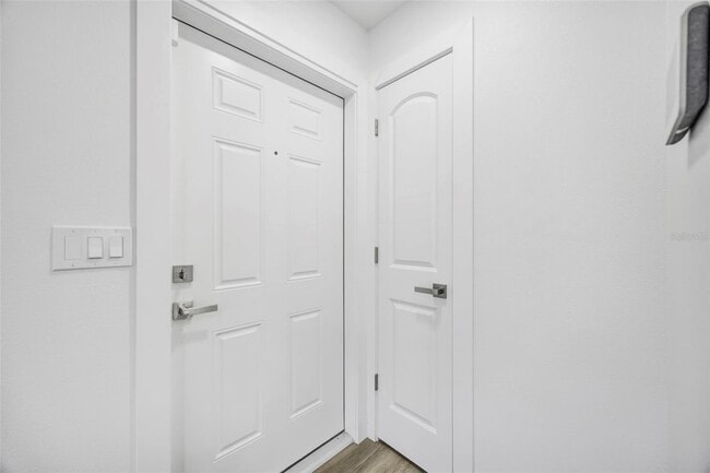 Photo - 11728 Raintree Dr