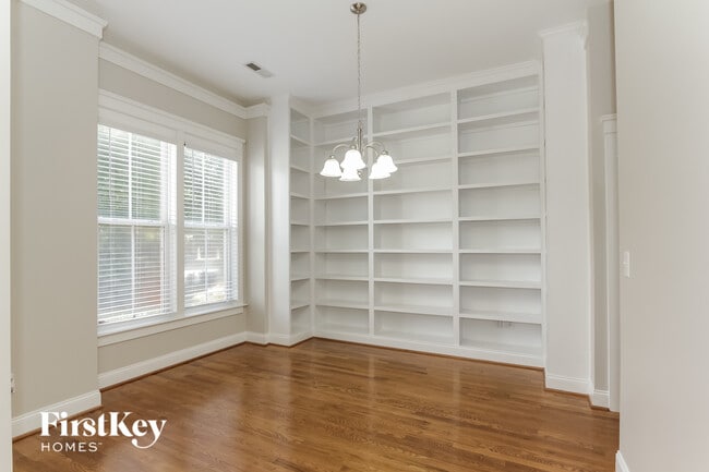 Photo - 15104 Norman View Ln