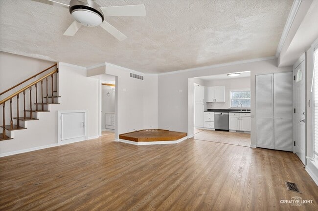 Photo - 2456 Devonshire Ct