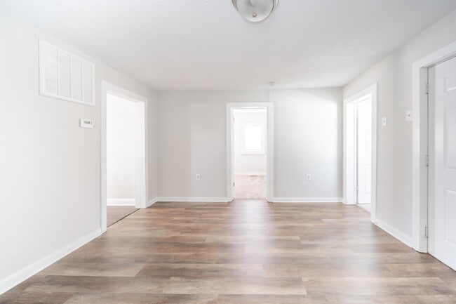 Photo - 1734 Olive St