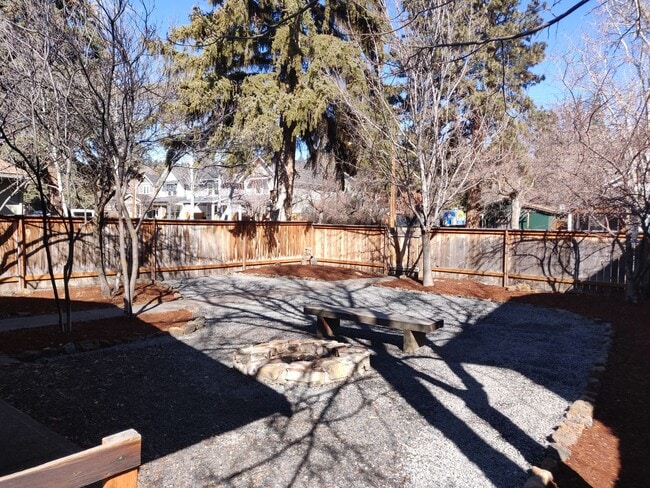 Photo - NW Bend 3x2 single-story hidden gem with huge fenced yard!