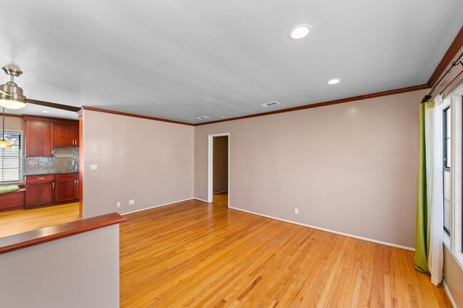 Photo - 4329 Neosho Ave
