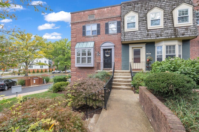 Photo - 4800 Bradley Blvd Unit 198