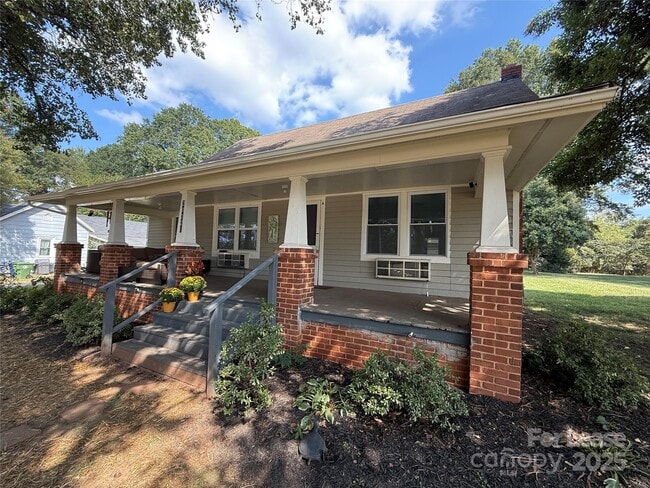 Photo - 20220 Zion Ave