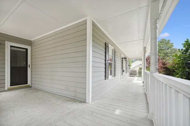 Photo - 223 Wintergreen Dr