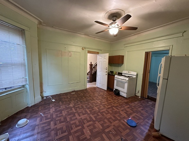 Photo - 529 Crescent St Unit First Floor Front