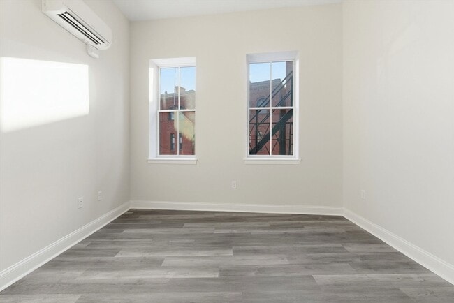 Photo - 19-25 Essex St Unit 201