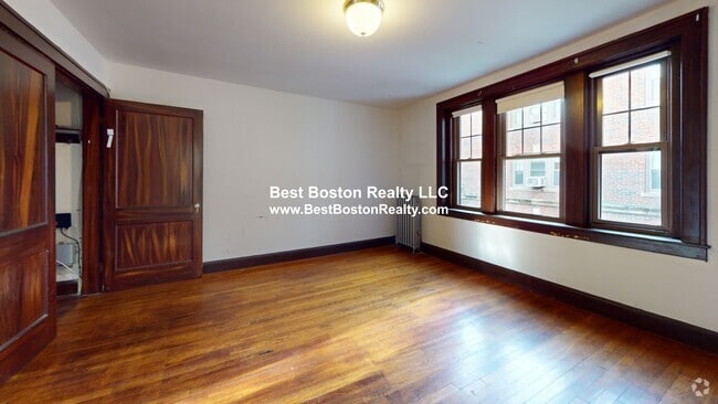 Building Photo - 20 W Wyoming Ave Rental