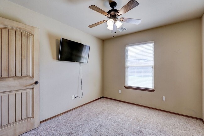 Photo - 15166 Fox Hollow Rd