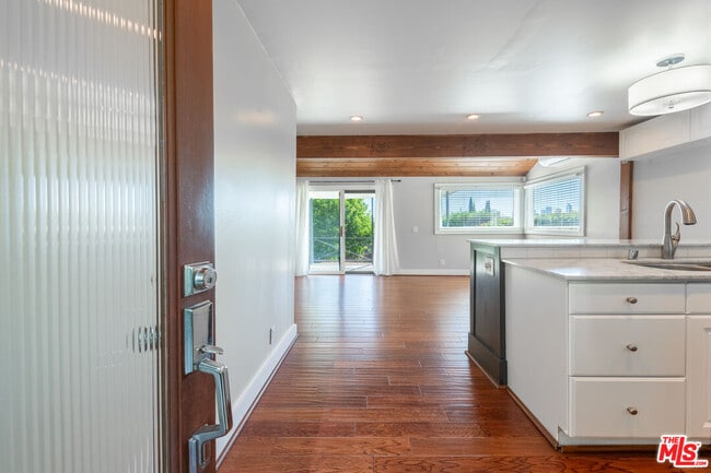 Photo - 636 Tularosa Dr