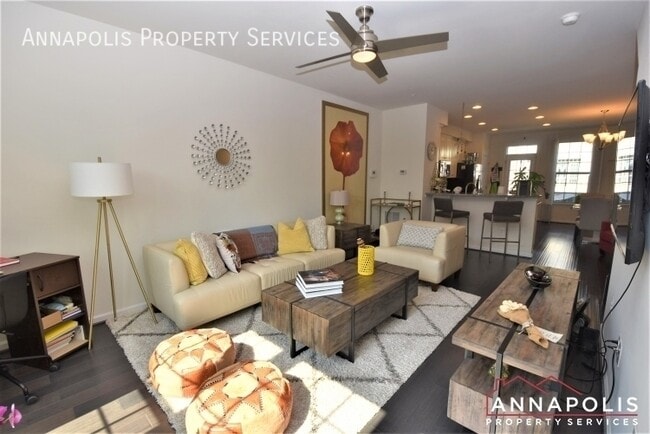 Photo - 7737 Duncannon Ln