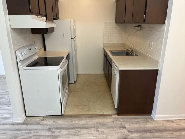 Photo - 31914 Harper Ave