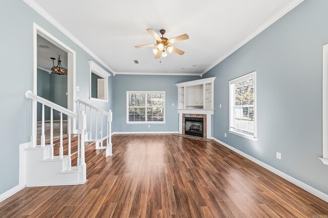 Photo - 20 Hillcrest Ln