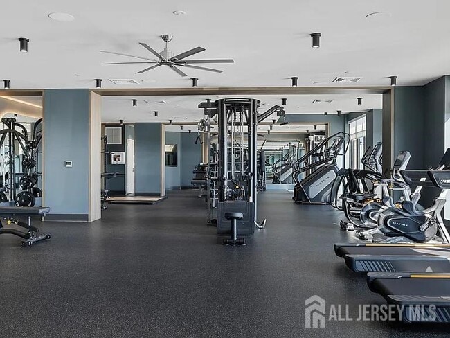 Photo - 2000 Schindler Dr