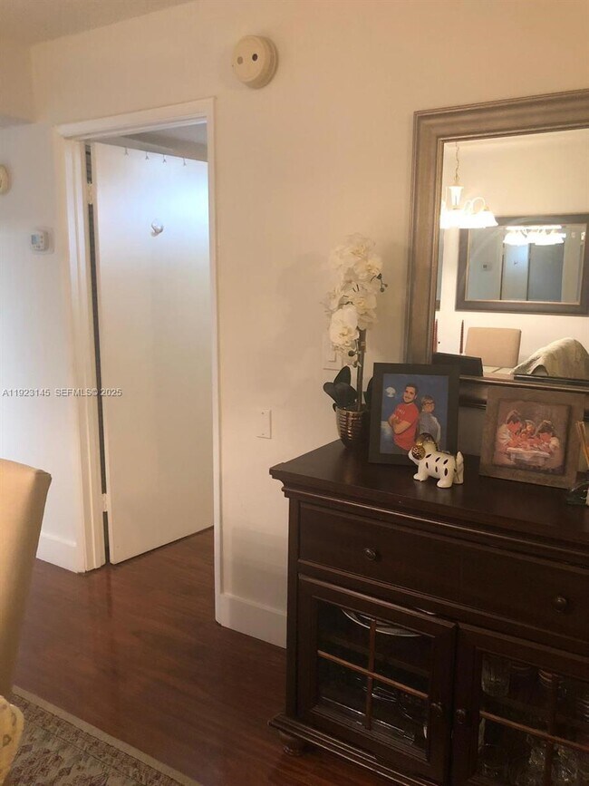 Photo - 1207 Bahama Bend Unidad E2