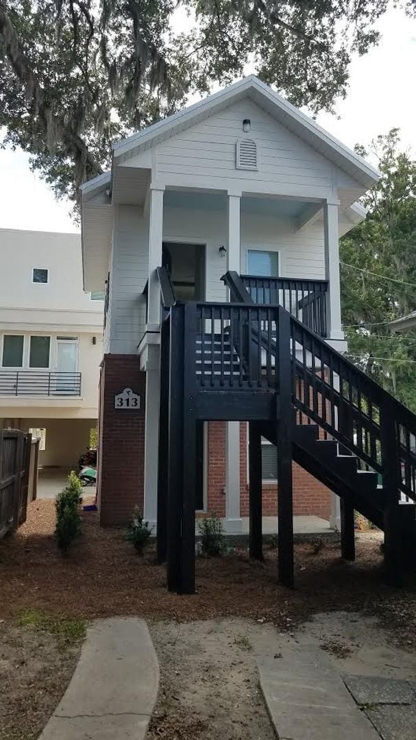 BEAUTIFUL STUDIO NEAR SORORITY ROW!! - BEAUTIFUL STUDIO NEAR SORORITY ROW!!