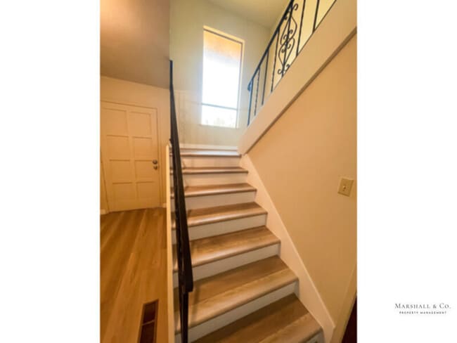 Photo - UPDATED AND BEAUTIFUL 2BR/1BA DUPLEX TOWNHOME, NEW WOOD FLOORING, PRIV. ENCLOSED BACK YARD, 2 CAR GA