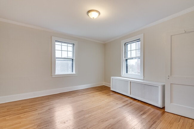 Large Bedroom