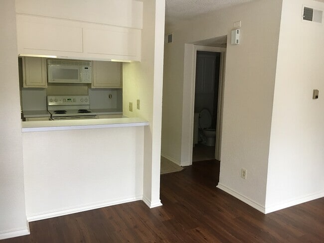 3206 S Fielder Rd Unit 107