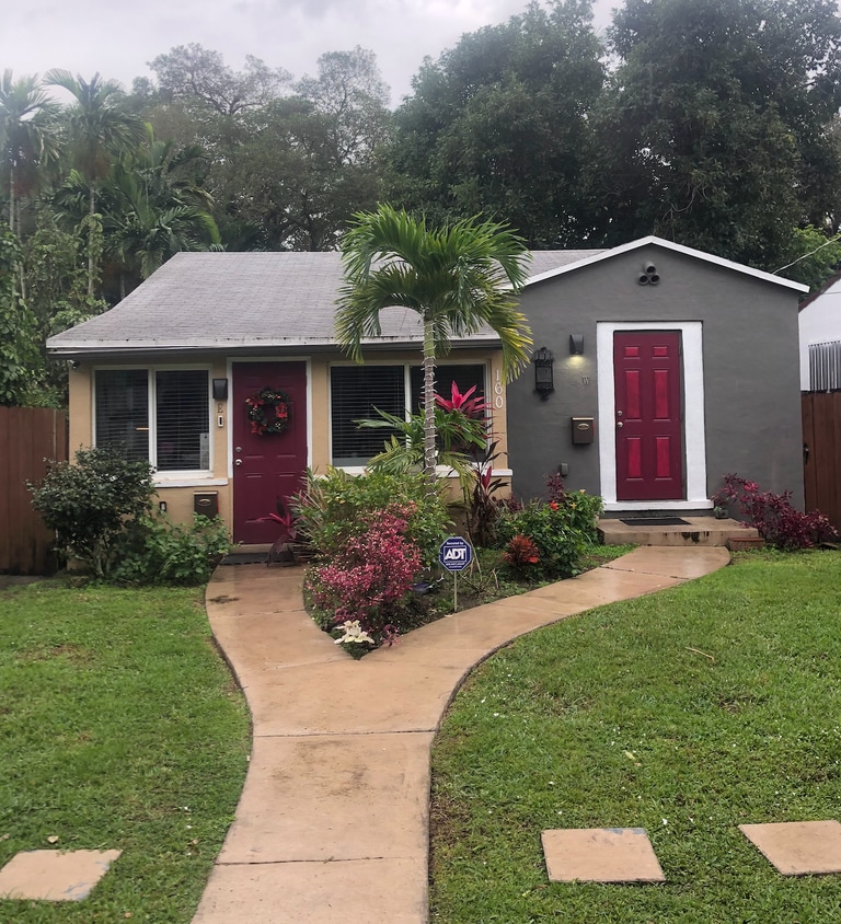 Front - 160 NE 87th St (El Portal, FL)