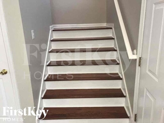 Photo - 338 Breeze Mdw