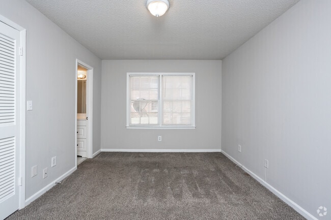 2BR, 1BA - 1,200SF - Primary Bedroom