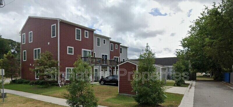 Photo - 3239 Granby St