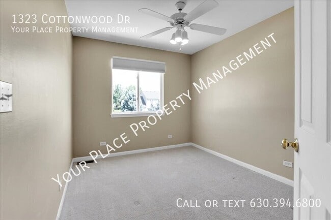 Photo - 1323 Cottonwood Dr