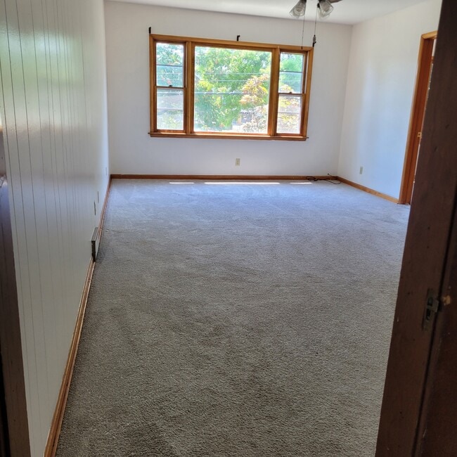 Photo - 2460 Grand Ave Unidad #2