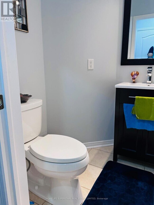 Photo - 122 Hollingsworth Cir